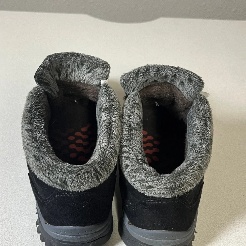 Men's Black and Gray Sneakers